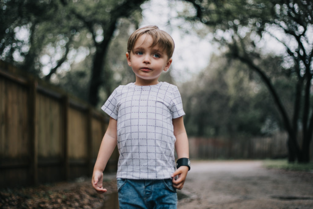 autism mom blogger pinterest blog asd non-verbal app ipad baby toddler milestones
