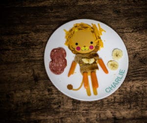 dylbug lion plate autism mom blog austin texas autistic toddler