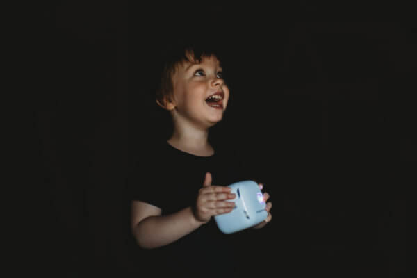 cinemood review projector kids netflix app autism mom blog dad parenting