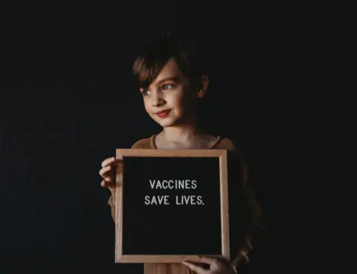 Should I vaccinate my kids? 3 the autism cafe autism mom blog #actuallyautistic vaccines
